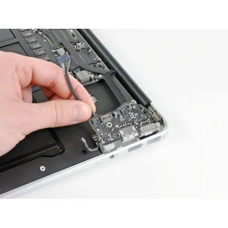 Forfait remplacement carte magsafe MacBook Air 13\" 2011 A1369