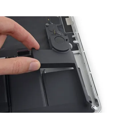 Forfait remplacement du Haut parleur Gauche pour MacBook Pro 15\" A1398