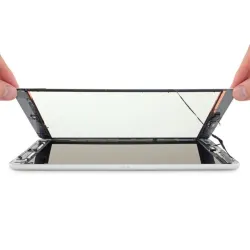 Réparation Remplacement vitre cassé Apple iPad 7 / 8 / 9 sur Paris