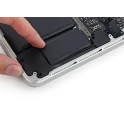 Réparation haut-parleur droit Apple MacBook Pro Retina 13 pouces A1502