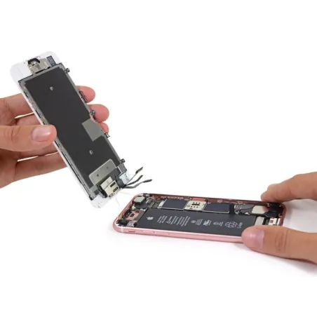 Réparation écran vitre cassé Apple iPhone 6S Blanc en magasin sur Paris
