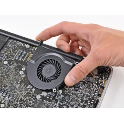 Réparation Ventilateur MacBook Pro 17\"