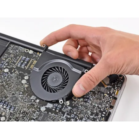 Réparation Ventilateur MacBook Pro 17\"