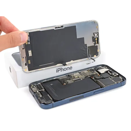 Remplacement Ecran cassé Apple iPhone 15 Pro Max sur Paris - MACINFO