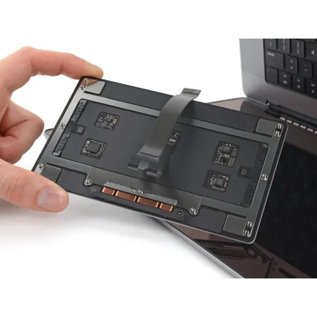 Réparation Remplacement TrackPad Apple MacBook Pro 16" A2141