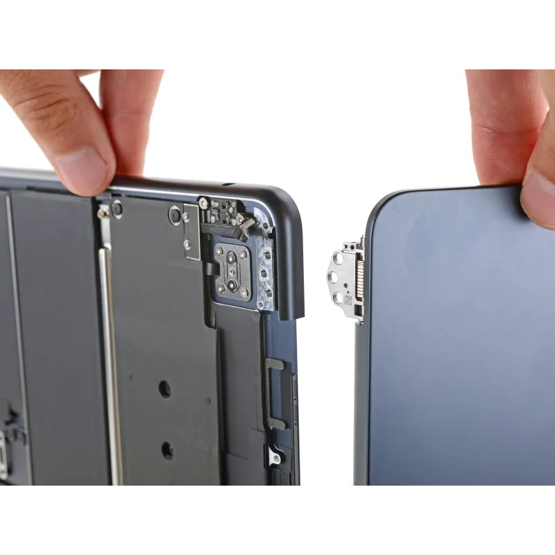 Réparation Ecran cassé Apple MacBook Air 13" A3113 M3 2024 Stellaire Réparation Ecran cassé Apple MacBook Air 13" A3113 M3 2024 Stellaire