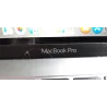 Réparation Remplacement Barre Logo Ecran Apple MacBook sur Paris