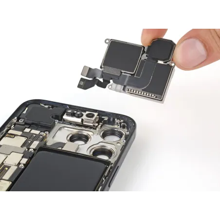 Réparation Remplacement Caméra Arrière Gamme iPhone 15