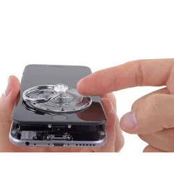 Réparation écran vitre cassé Apple iPhone 6s Noir en magasin sur Paris