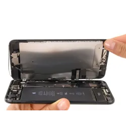 Réparation écran vitre cassé Apple iPhone 7 Plus Noir en magasins sur Paris