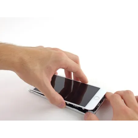 Réparation écran vitre cassé Apple iPhone 6S Plus Blanc en magasin sur Paris