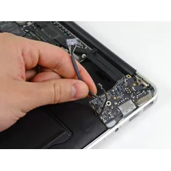 Réparation de la Carte MagSafe MacBook Air 13\"