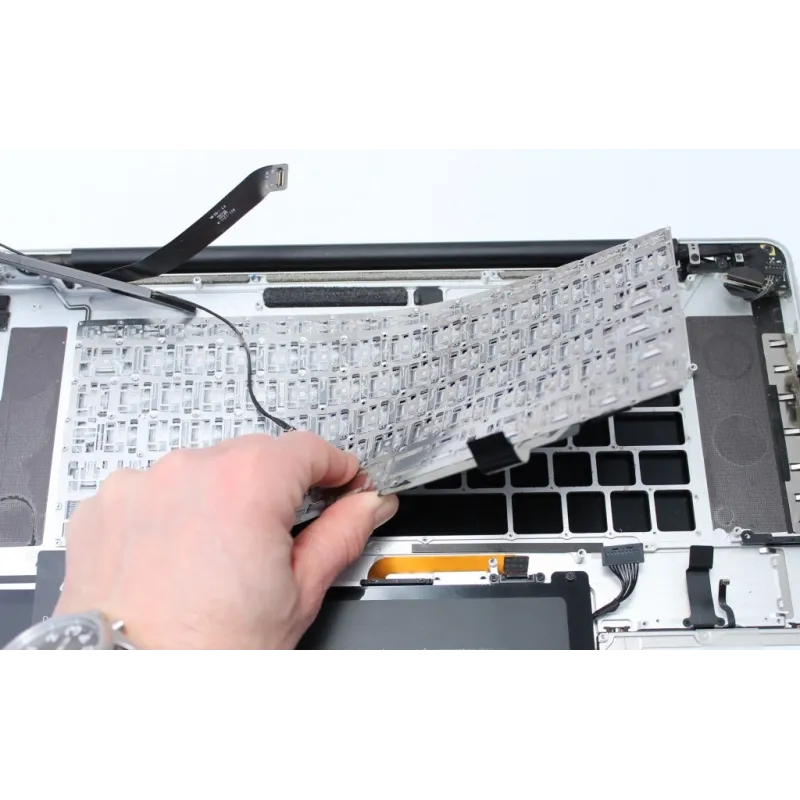 Réparation remplacement clavier Apple MacBook Pro 17\" A1297 en magasin sur Paris Réparation remplacement clavier Apple MacBook Pro 17\" A1297 en magasin sur Paris