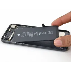 Réparation remplacement batterie Apple iPhone 7 en magasins sur Paris