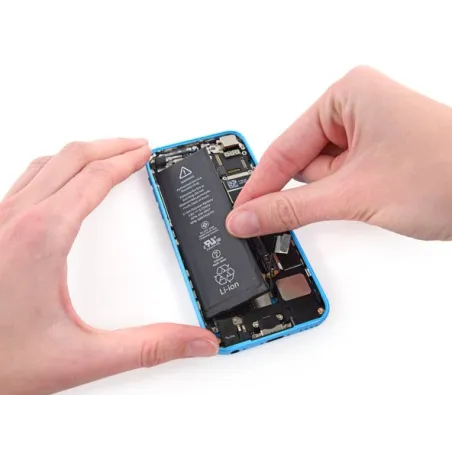 Remplacement batterie iPhone 5C en magasin - Macinfo