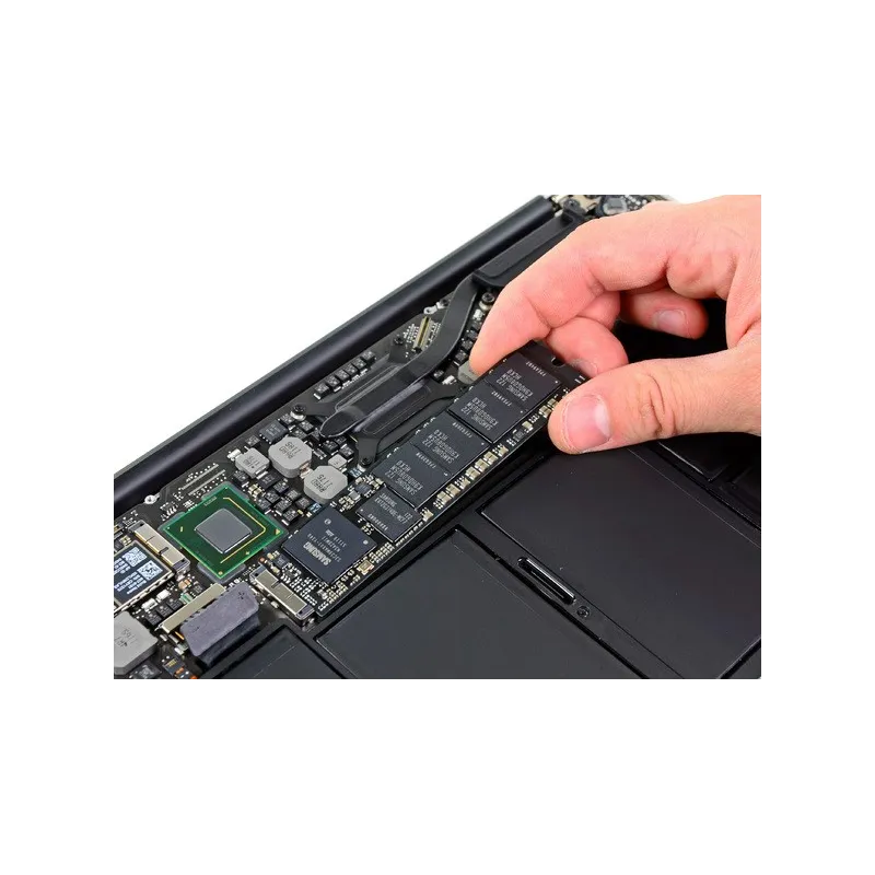 Remplacement SSD MacBook Air 11 pouces 2010-2012 Remplacement SSD MacBook Air 11 pouces 2010-2012