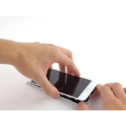 Réparation écran vitre cassé Apple iPhone 6 Plus Blanc en magasin sur Paris